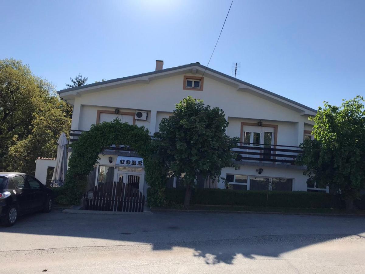 Guest House Major Arandjelovac Bagian luar foto