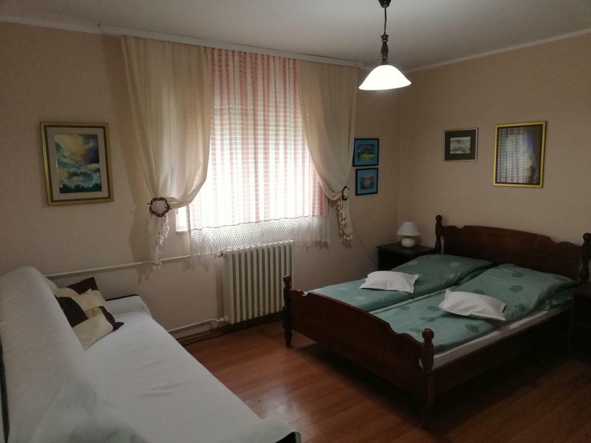Guest House Major Arandjelovac Bagian luar foto